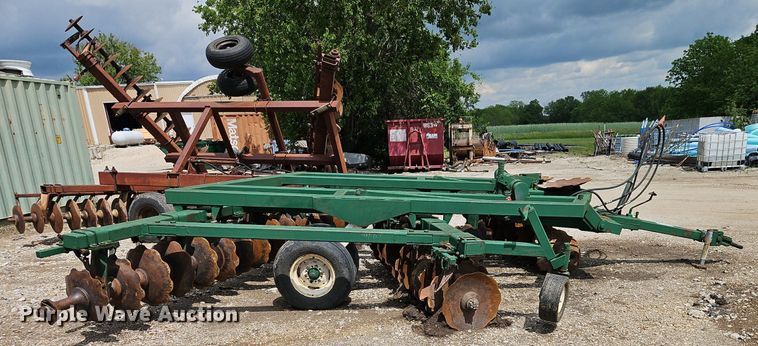 image for item DR8609 Crust Buster 14 H off-set disk