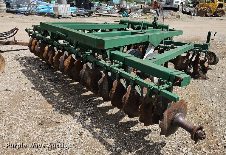 image for item DR8609 Crust Buster 14 H off-set disk