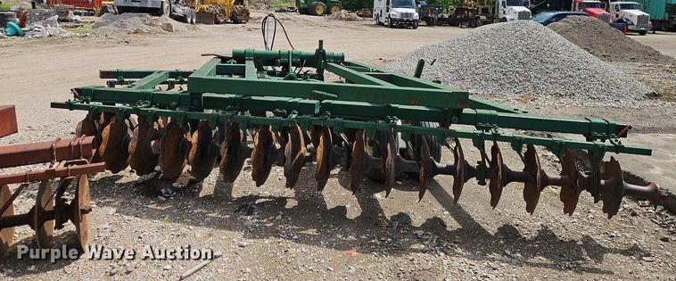 image for item DR8609 Crust Buster 14 H off-set disk