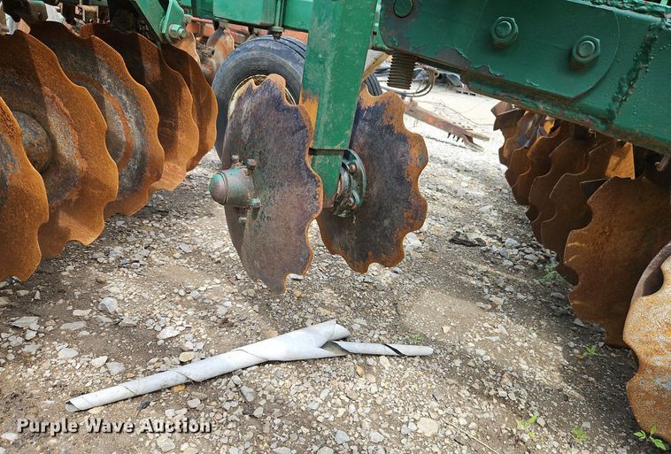 image for item DR8609 Crust Buster 14 H off-set disk