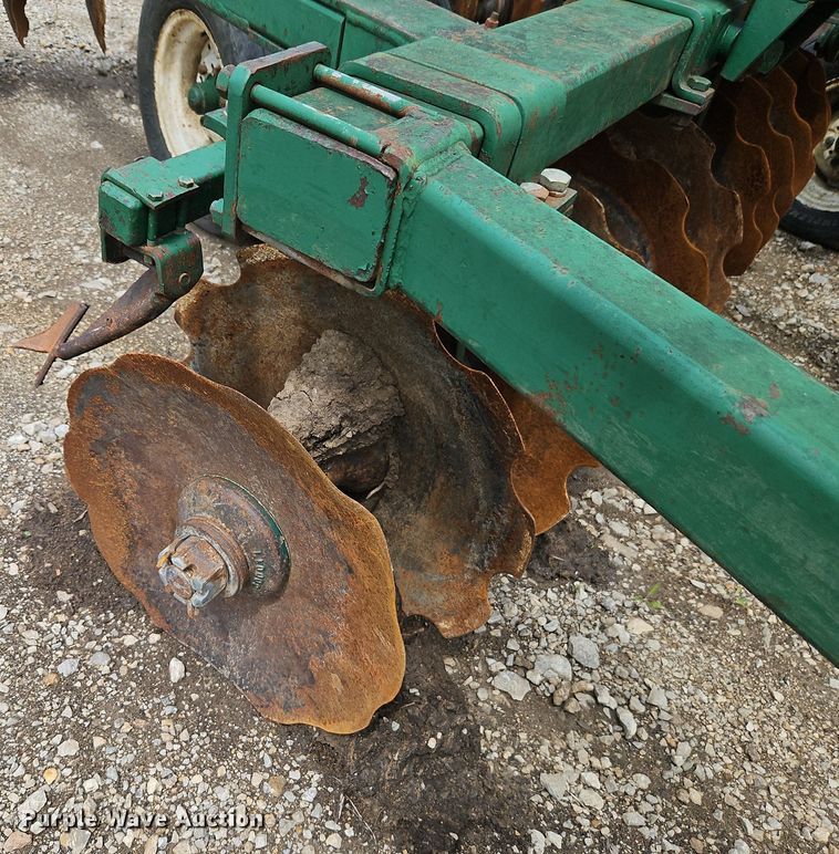 image for item DR8609 Crust Buster 14 H off-set disk