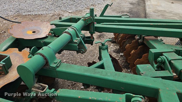 image for item DR8609 Crust Buster 14 H off-set disk