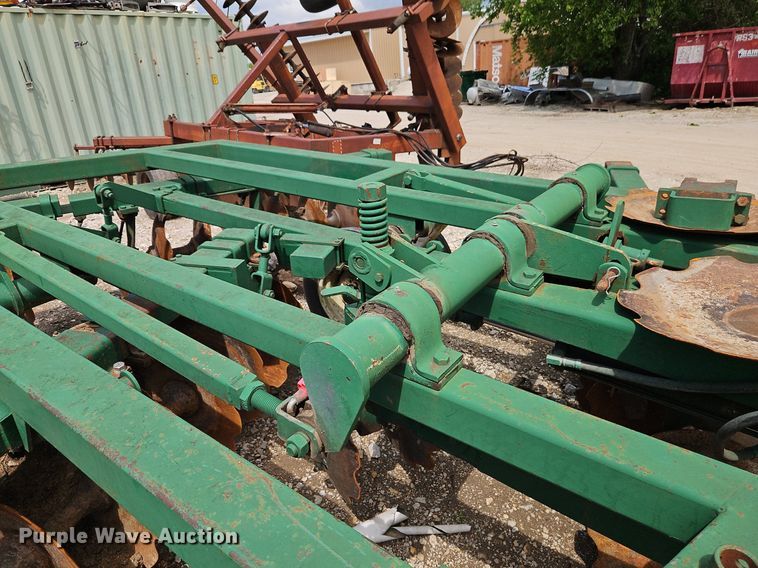 image for item DR8609 Crust Buster 14 H off-set disk