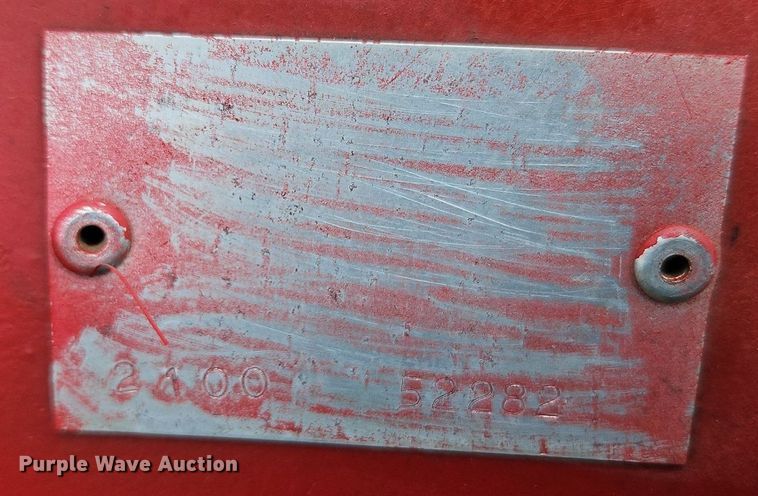 image for item DR8615 1980 International Harvester  986 tractor