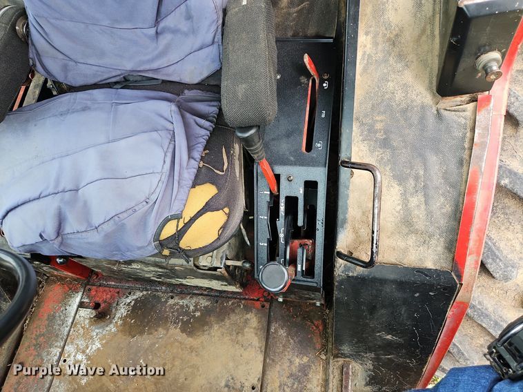 image for item DR8615 1980 International Harvester  986 tractor