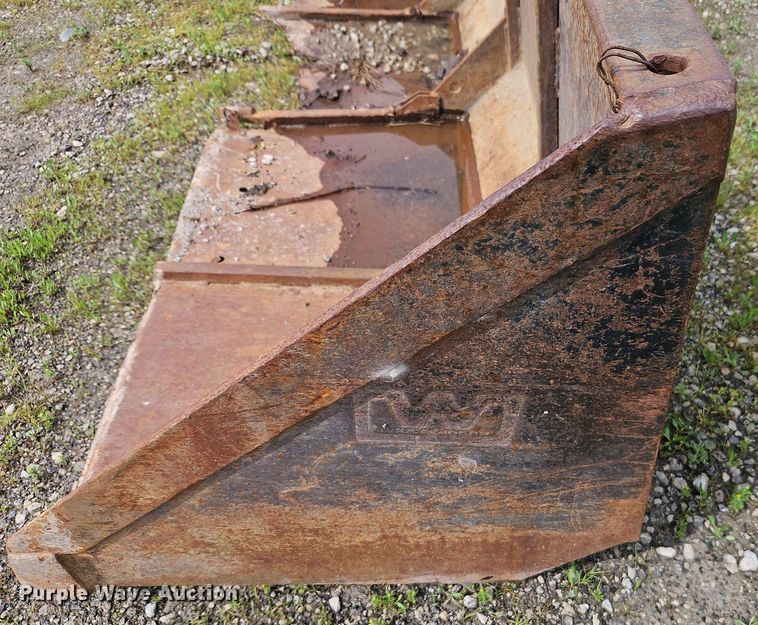 image for item DR8616 1976 International Harvester  1086 tractor