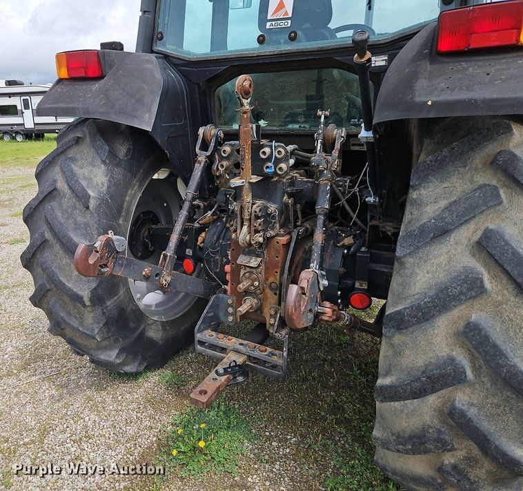 image for item DR8617 1992 White 6105 C tractor