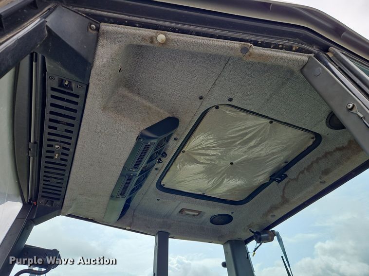 image for item DR8617 1992 White 6105 C tractor