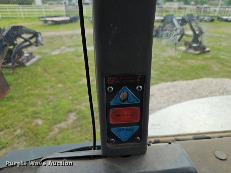 image for item DR8617 1992 White 6105 C tractor