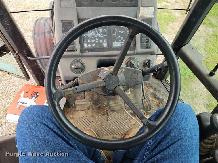 image for item DR8617 1992 White 6105 C tractor