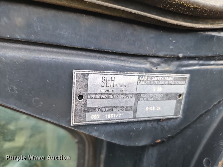 image for item DR8617 1992 White 6105 C tractor