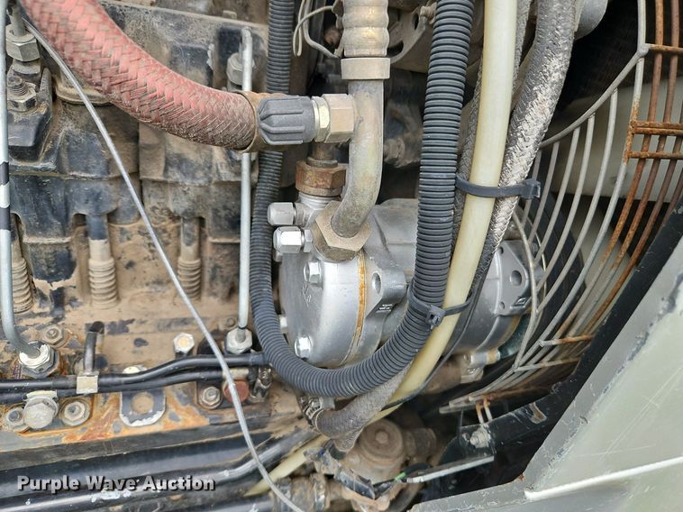 image for item DR8617 1992 White 6105 C tractor