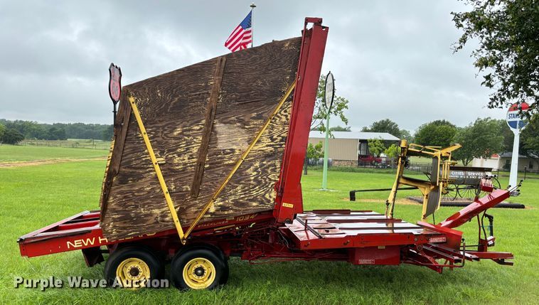image for item DS2494 New Holland  1034 Stackliner  bale stacker