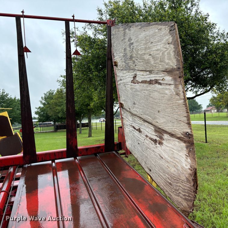 image for item DS2494 New Holland  1034 Stackliner  bale stacker
