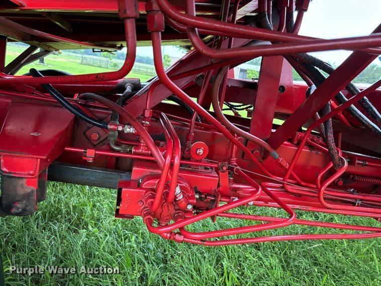 image for item DS2494 New Holland  1034 Stackliner  bale stacker