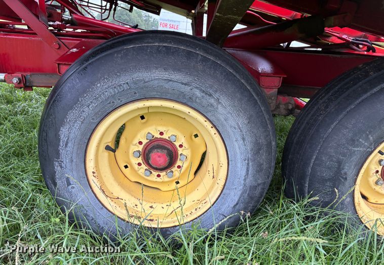 image for item DS2494 New Holland  1034 Stackliner  bale stacker