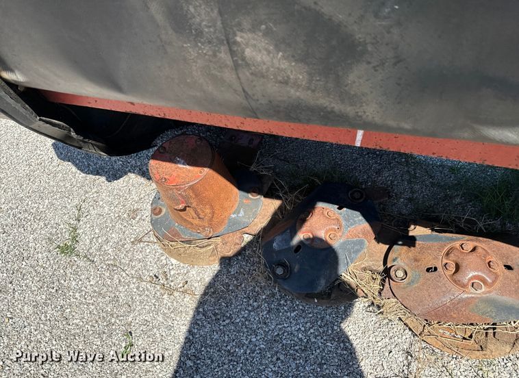 image for item DX0469 New Holland 617 disc mower