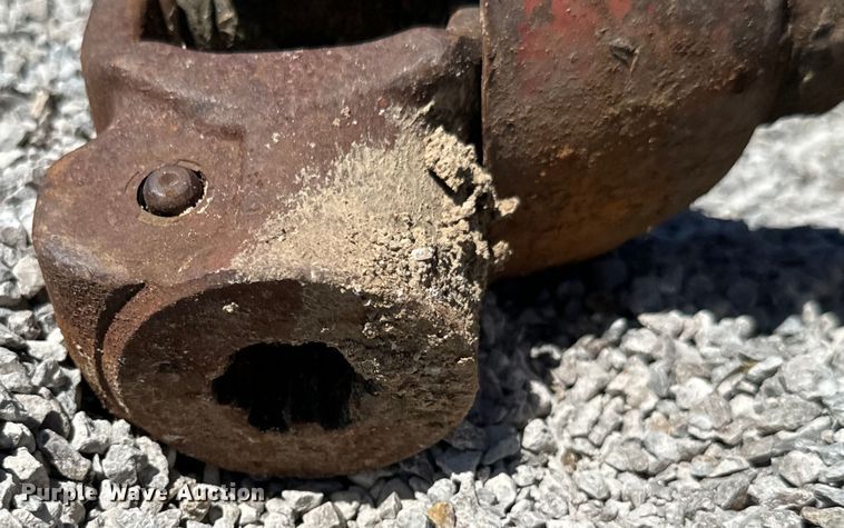 image for item DX0474 Rhino batwing rotary mower