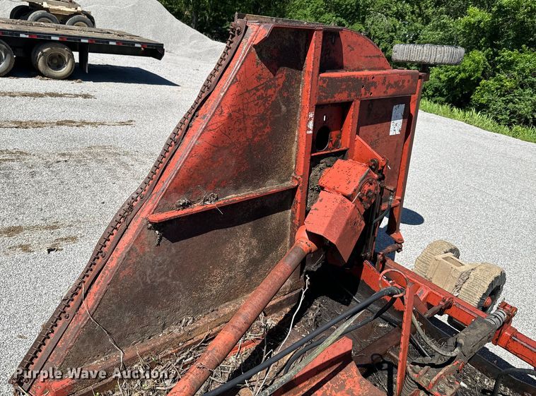 image for item DX0474 Rhino batwing rotary mower