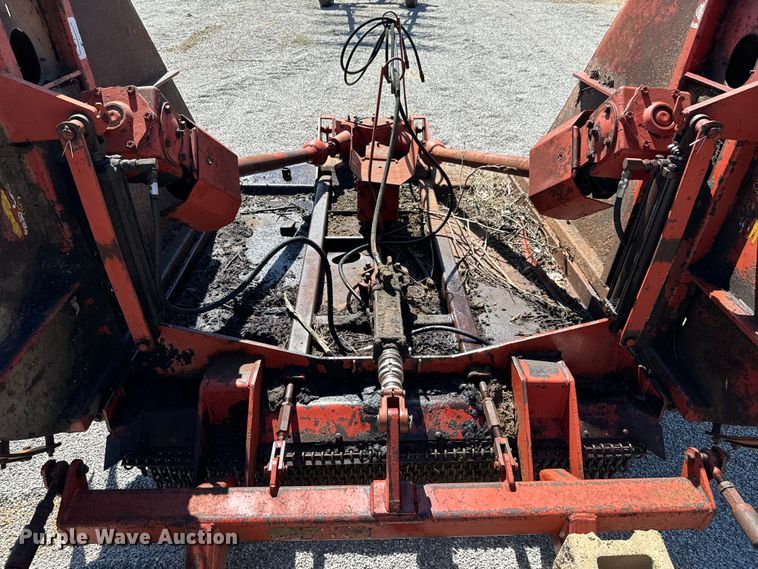 image for item DX0474 Rhino batwing rotary mower