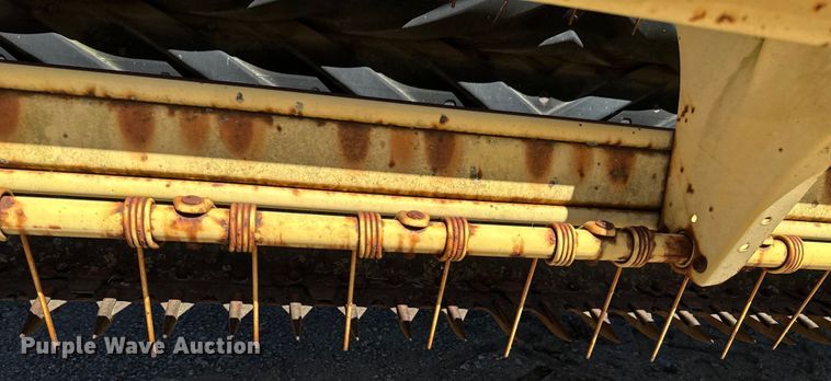 image for item DX0476 New Holland Haybine 489 swather / windrower