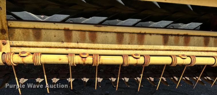 image for item DX0476 New Holland Haybine 489 swather / windrower