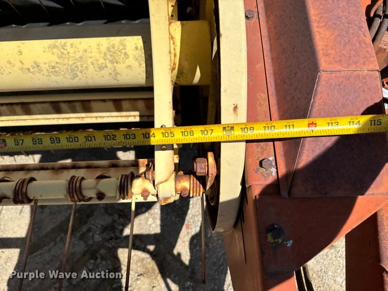 image for item DX0476 New Holland Haybine 489 swather / windrower