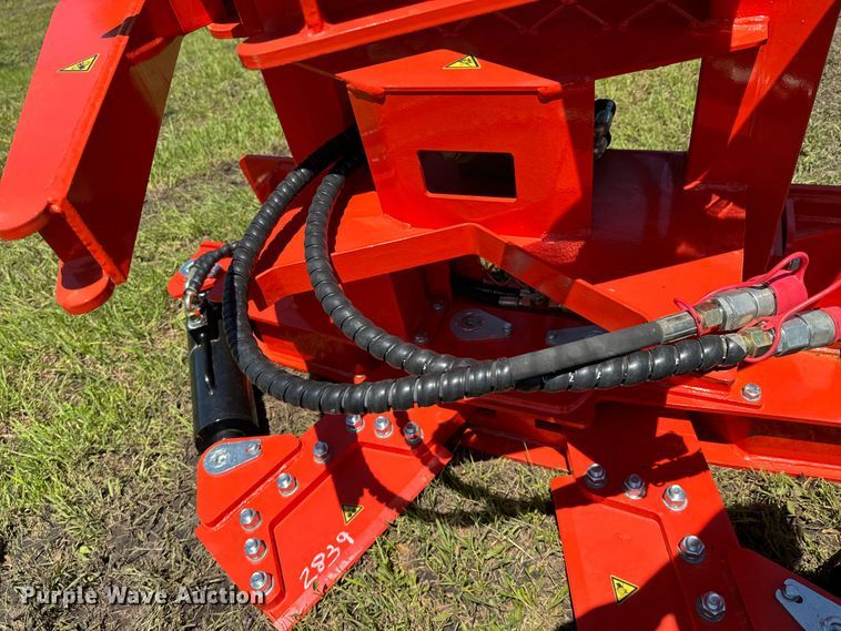 image for item DX0499 AGT skid steer tree shear