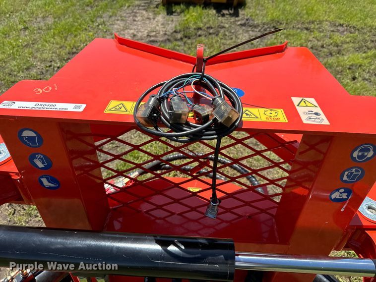 image for item DX0499 AGT skid steer tree shear