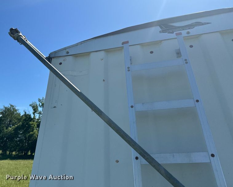 image for item DX0515 2019 JETCO KG-121 grain trailer