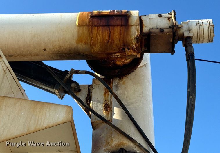 image for item EH6758 1988 WhiteGMC WCA fertilizer delivery truck