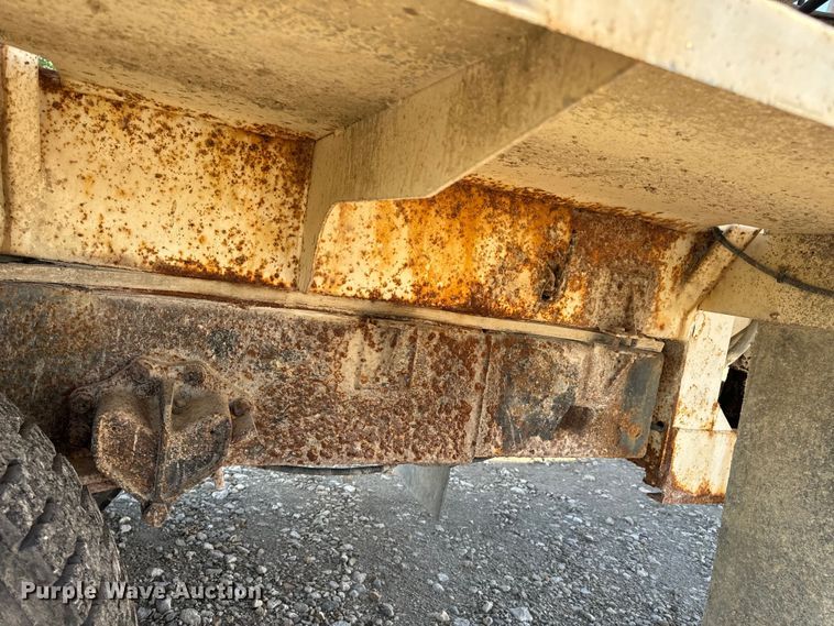 image for item EH6758 1988 WhiteGMC WCA fertilizer delivery truck