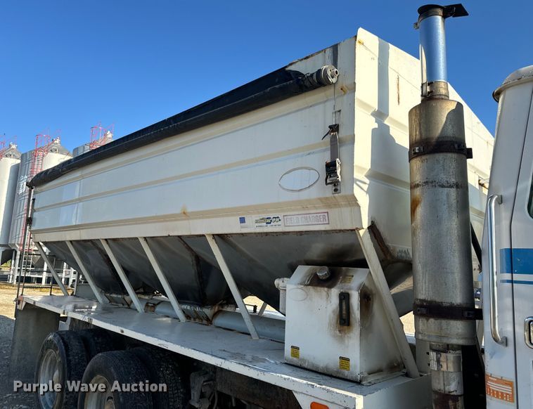 image for item EH6758 1988 WhiteGMC WCA fertilizer delivery truck