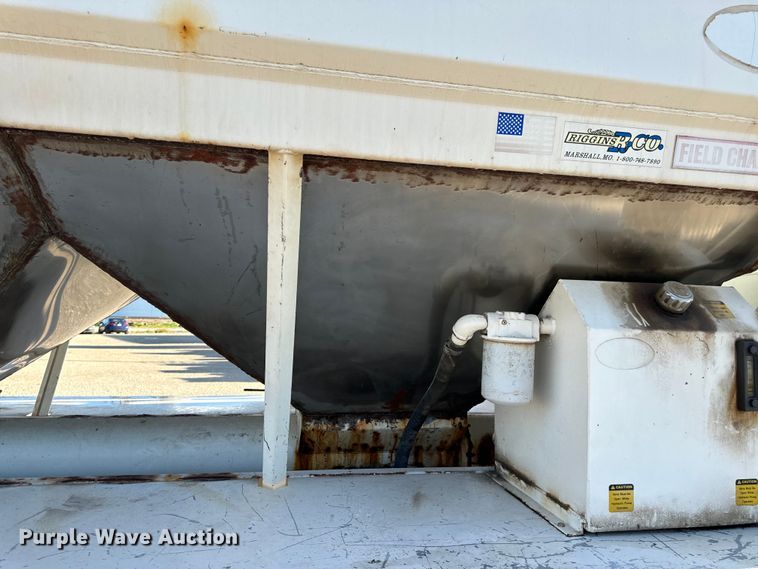 image for item EH6758 1988 WhiteGMC WCA fertilizer delivery truck