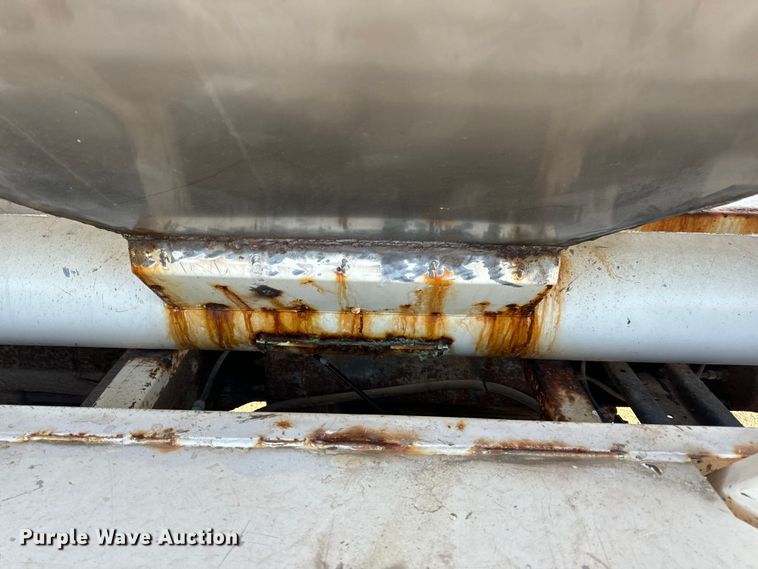 image for item EH6758 1988 WhiteGMC WCA fertilizer delivery truck