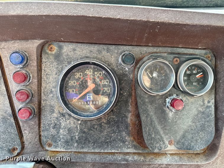 image for item EH6758 1988 WhiteGMC WCA fertilizer delivery truck