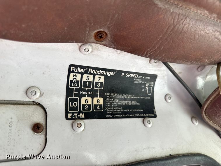 image for item EH6758 1988 WhiteGMC WCA fertilizer delivery truck