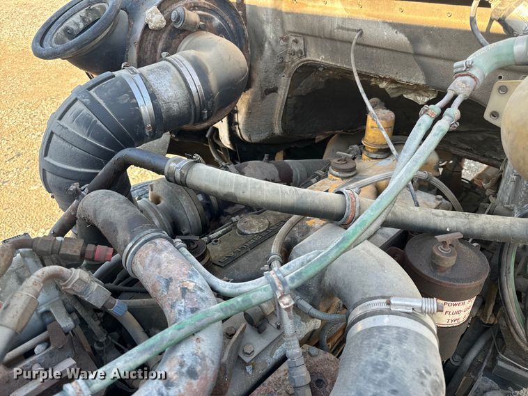 image for item EH6758 1988 WhiteGMC WCA fertilizer delivery truck