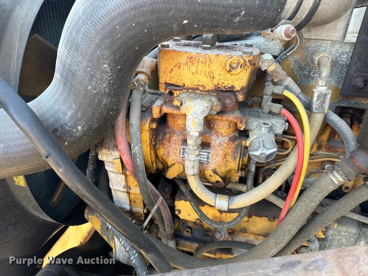 image for item EH6758 1988 WhiteGMC WCA fertilizer delivery truck