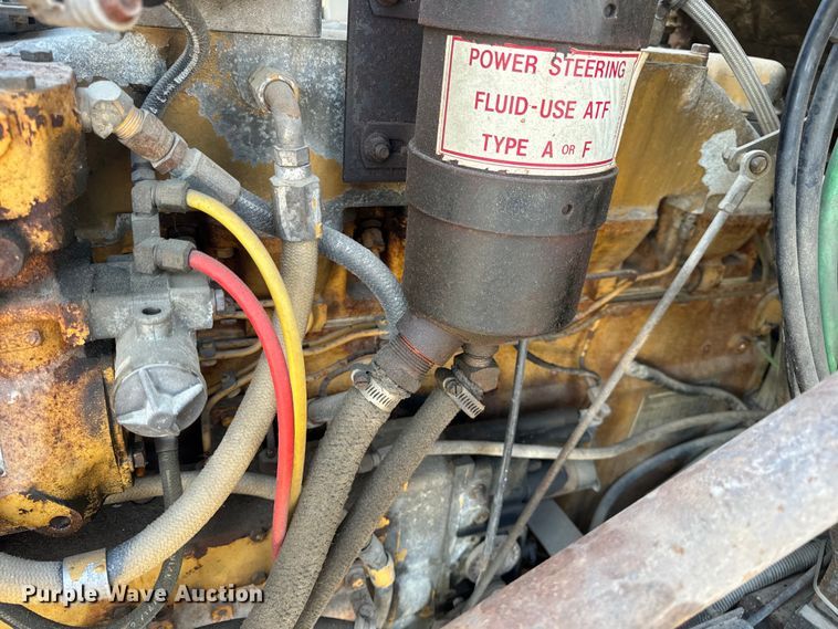 image for item EH6758 1988 WhiteGMC WCA fertilizer delivery truck