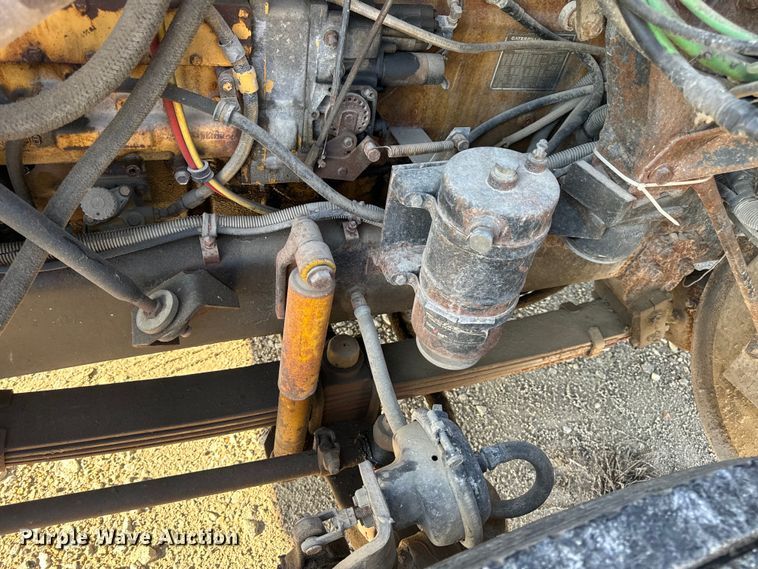 image for item EH6758 1988 WhiteGMC WCA fertilizer delivery truck