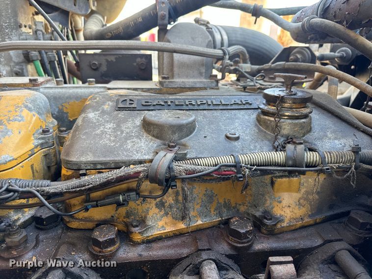 image for item EH6758 1988 WhiteGMC WCA fertilizer delivery truck