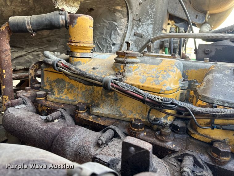 image for item EH6758 1988 WhiteGMC WCA fertilizer delivery truck