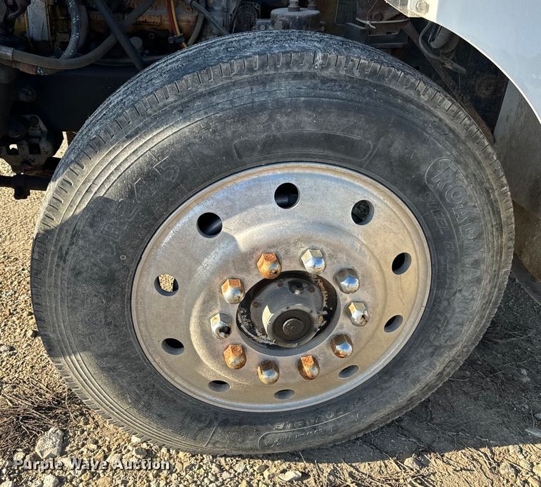 image for item EH6758 1988 WhiteGMC WCA fertilizer delivery truck