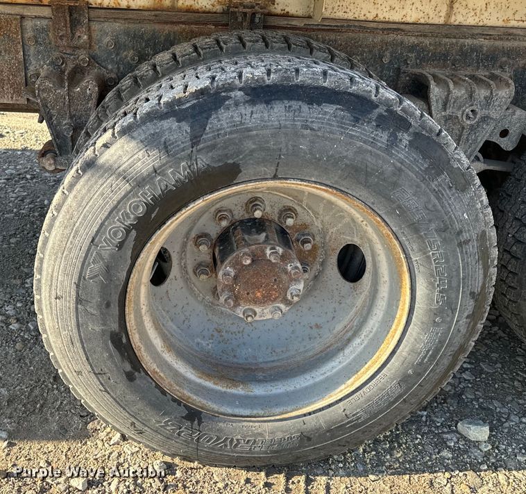 image for item EH6758 1988 WhiteGMC WCA fertilizer delivery truck