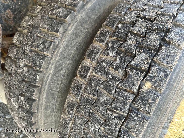 image for item EH6758 1988 WhiteGMC WCA fertilizer delivery truck