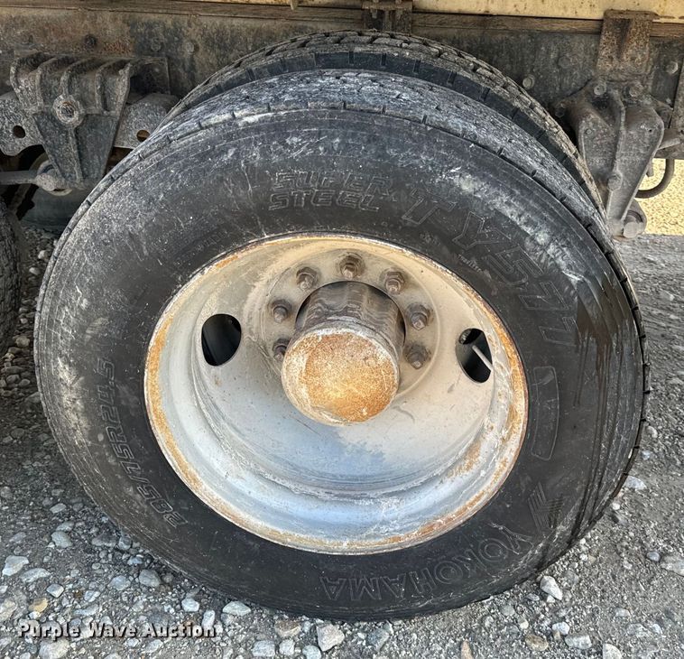 image for item EH6758 1988 WhiteGMC WCA fertilizer delivery truck