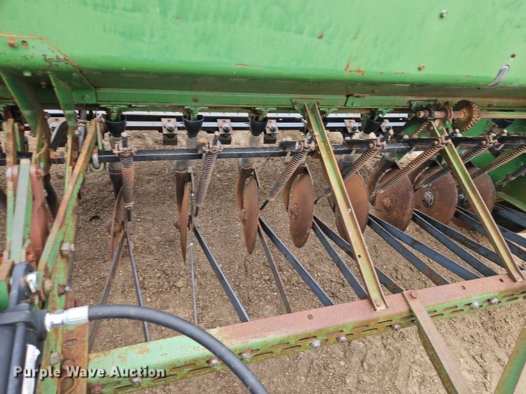 image for item EI3837 John Deere  8300 grain drill