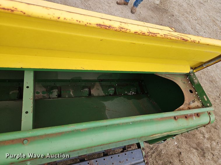image for item EI3837 John Deere  8300 grain drill