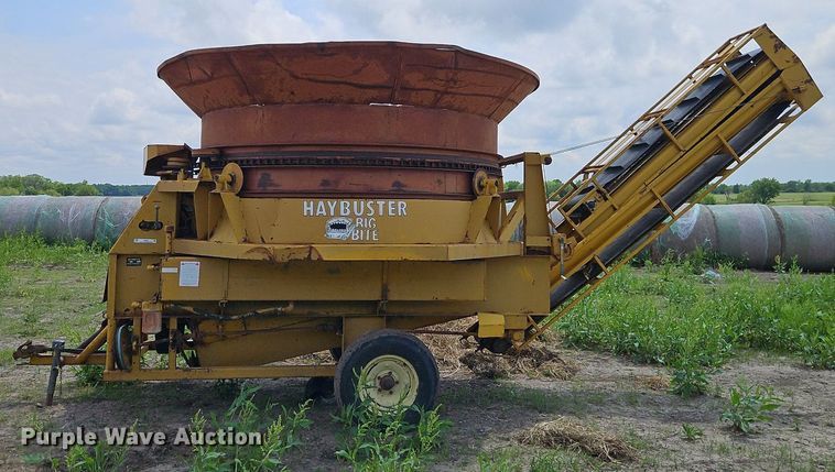 image for item EI3850 Haybuster H1000 bale processor